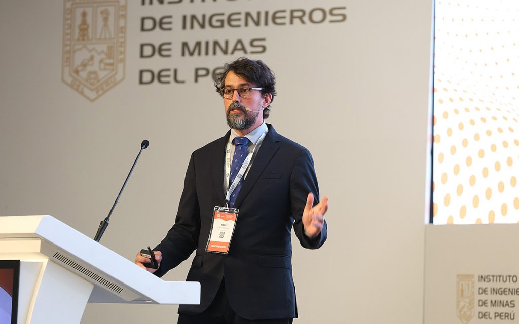 salares-norte-gold-fields-proexplo2025