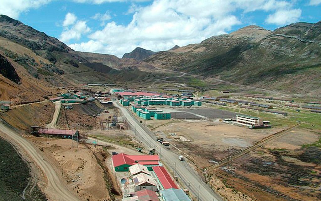 Volcan-Carahuacra-